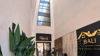 شقة - شارع اوس ابن المغيرة دير غبار - 200000 دأ